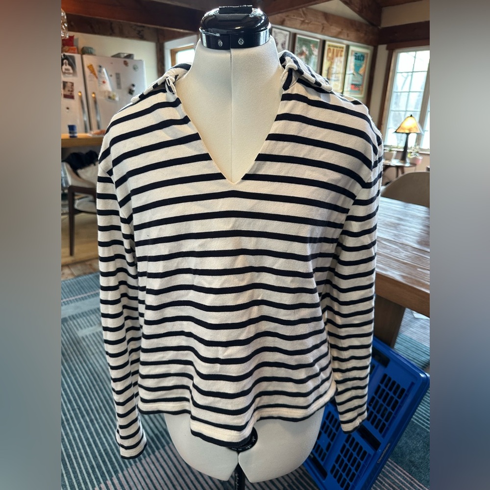 Boden collared V neck navy striped knit top size M